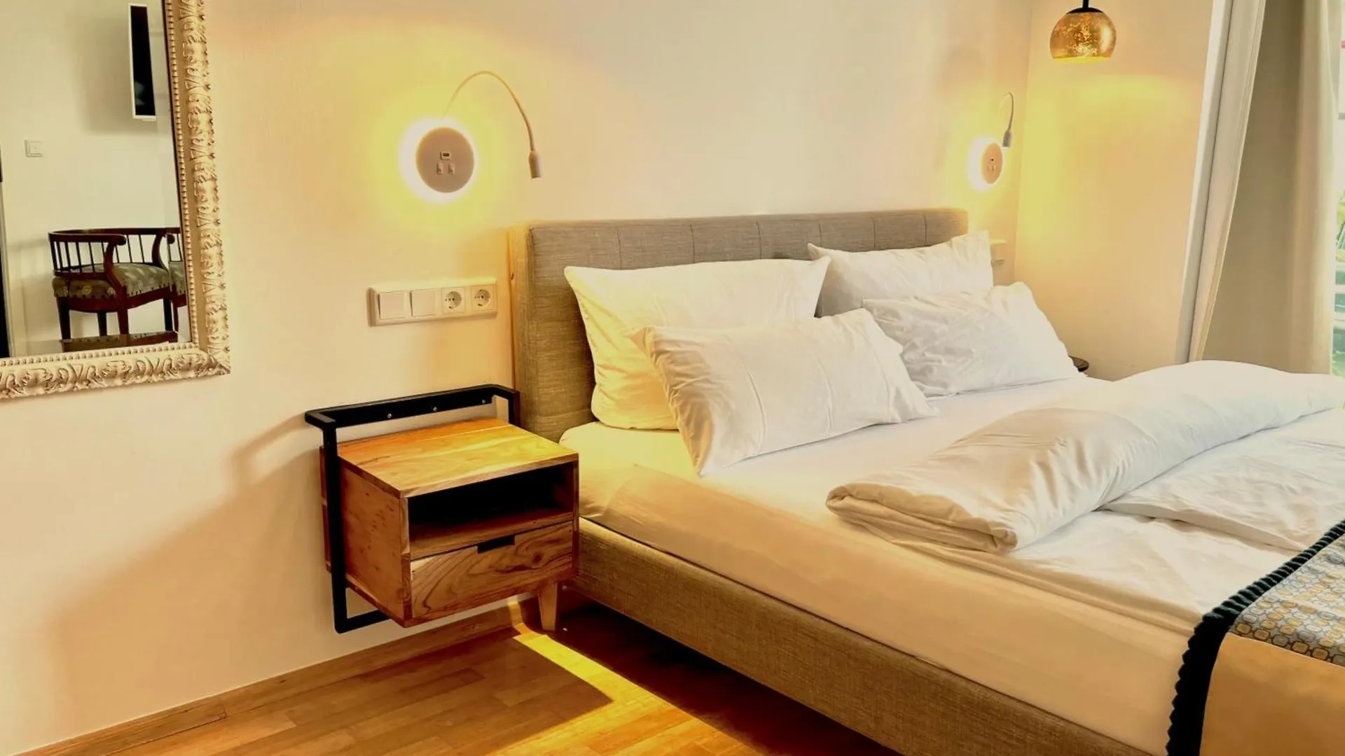 Villa Orchard Frankfurt 5*, Kriftel