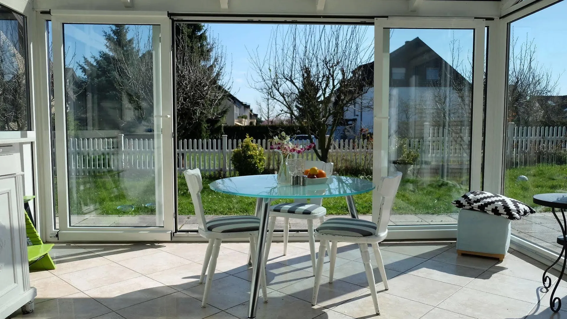 Villa Orchard Frankfurt Bed & Breakfast Kriftel